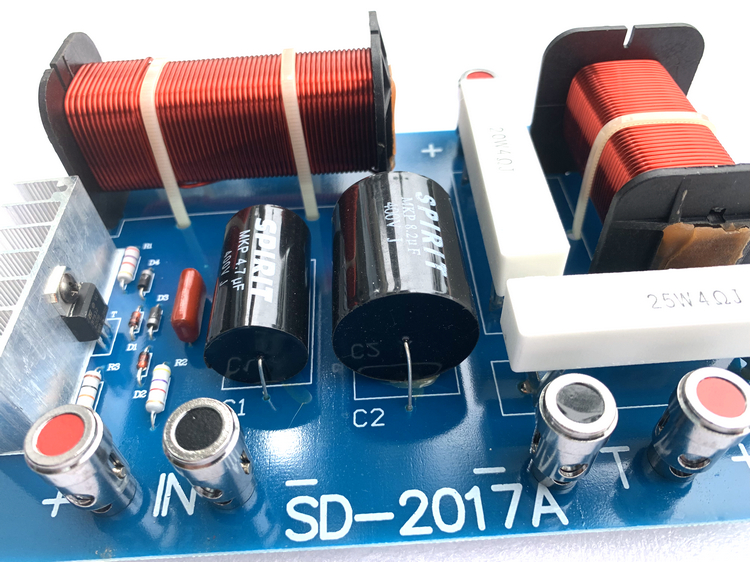 SD-2017A Professional Stage Two Frequency Division 15 -18 Inch Alt Protection High Power 800W Divider Board