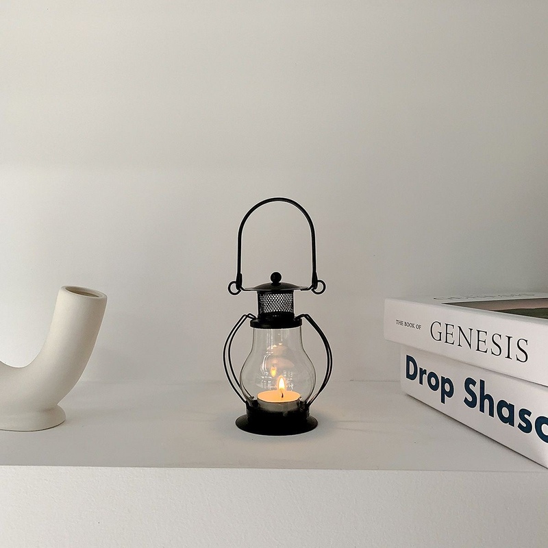 ins Simple Retro-Style Wrought Iron Portable Lantern Home Decoration Kerosene Lamp Candle Holder Photo Prop Atmosphere Lighting ins Simple Retro-Style Wrought Iron Portable Lantern Home Decoration Kerosene Lamp Candle Holder Photo Prop Atmosphere Lighting