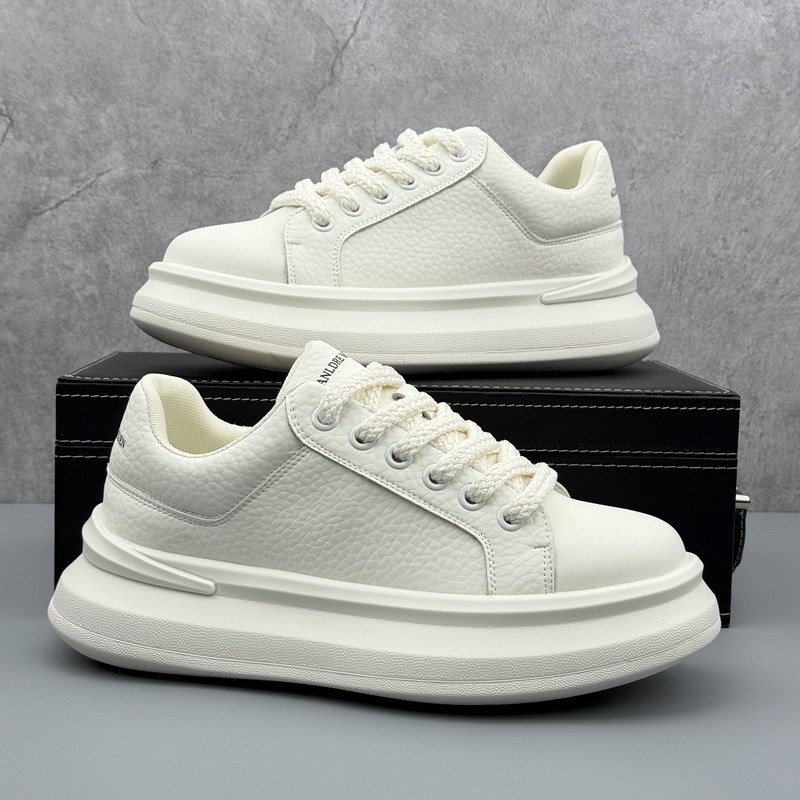 Men's Sneakers 2026 New Trendy Designer Style Simple White Shoes Fashionable Versatile Casual Sports Shoes