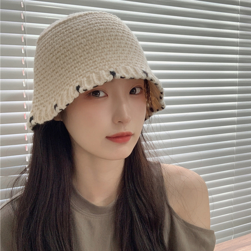 Cailin Kelin hand stitched knit fisherman hat woman autumn winter hair line warm and sweet with small pelvic hat tide