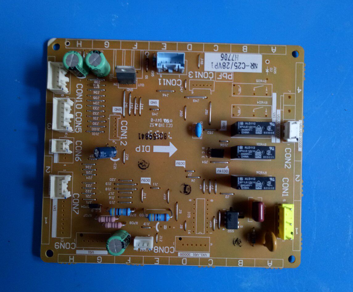 Suitable for Panasonic refrigerator accessories NR-C25 28VP1 computer version motherboard control board main control board