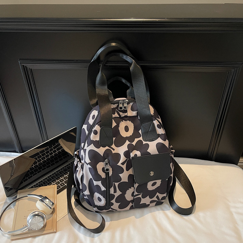 2026 New Trendy Fashion Backpack Versatile Shoulder Bag Women's Casual Lightweight Nylon Cloth Bag Travel Small Backpack