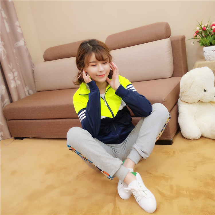 Mùa xuân 2019 và áo khoác mới đôi nam phiên bản nam Hàn Quốc của áo len giản dị áo len thể thao học sinh áo sơ mi thủy triều bf thời trang nam