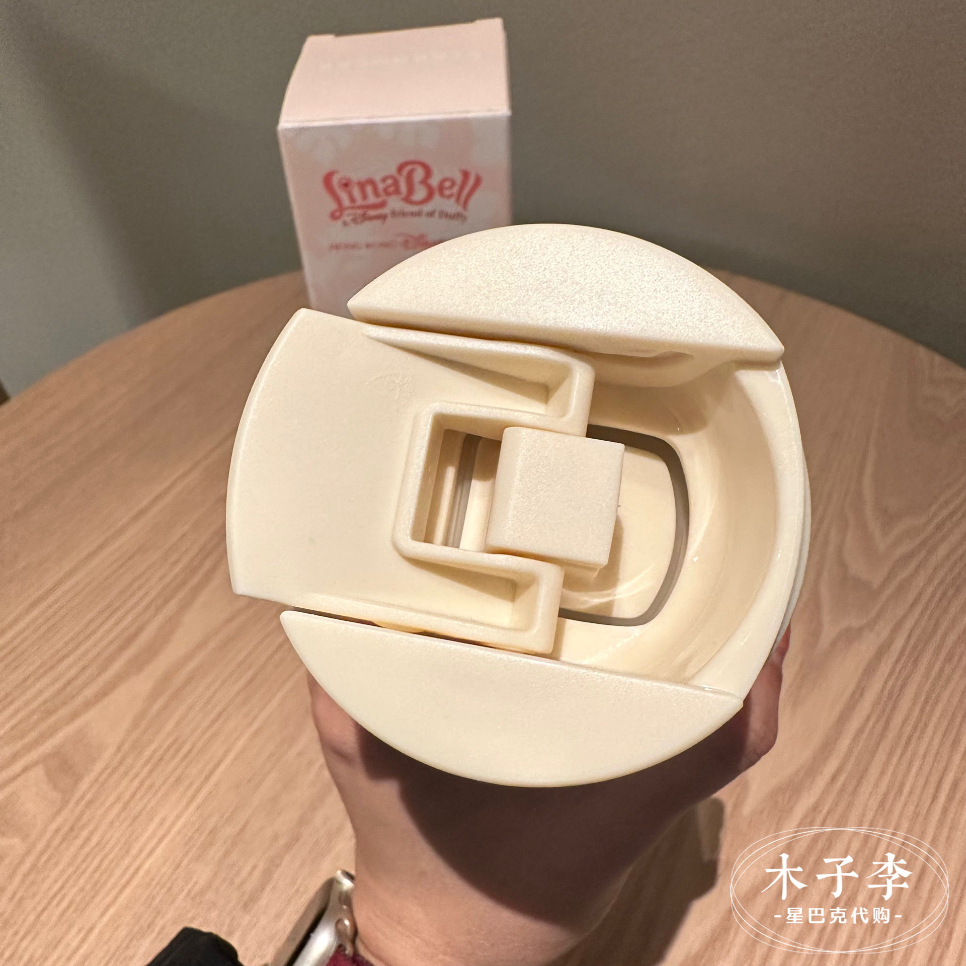 товар из китая 星巴克duffy and friends不锈钢随行杯香港迪士尼星巴克联名杯 Starbucks