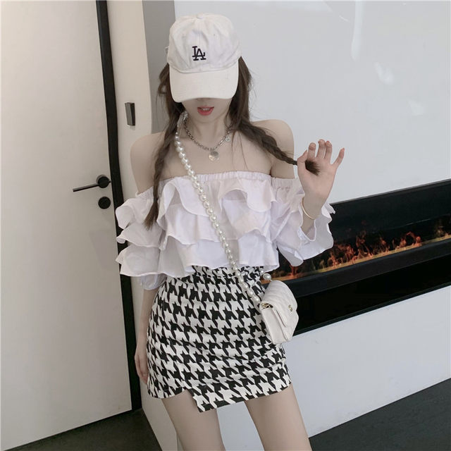 Design sense lotus leaf lantern sleeve one-shoulder top women's summer sweet suit irregular hip skirt two-piece set