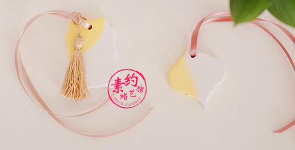 Khuôn silicon có lỗ Carousel punch Heart Heart Five Star DIY Wax Piece Block Aroma Stone Aromather vật liệu thạch cao - Tự làm khuôn nướng khuôn bánh khọt