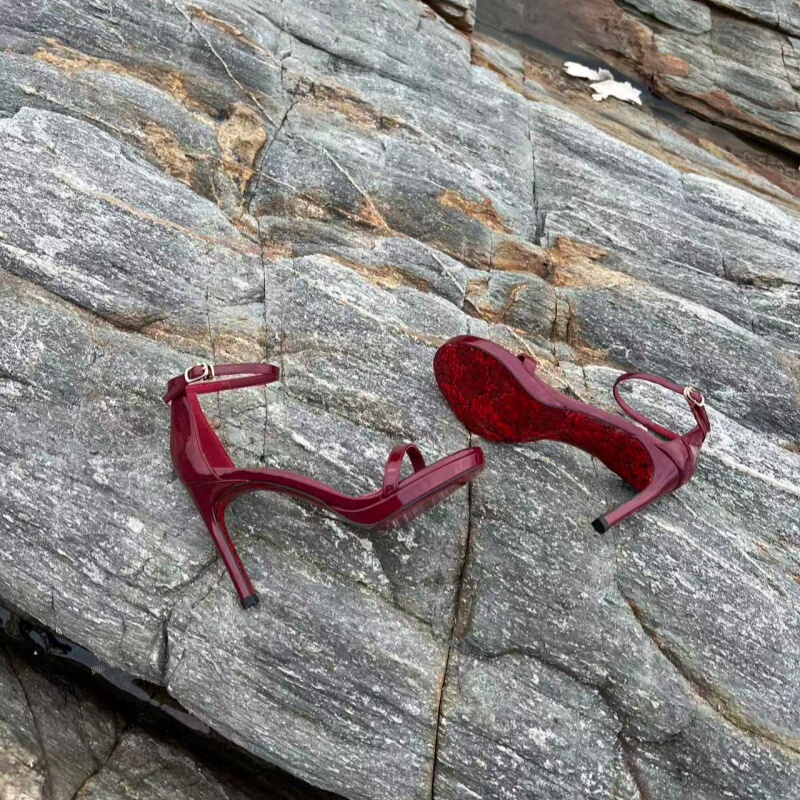 2026 Summer Sexy Open-Toe Strap Patent Leather Red Snake Print Versatile Laser Wine Red High Heel Sandals