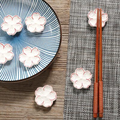 Romantic cherry blossom season, Japanese-style ceramic elegant cherry blossom chopstick stand, hand-painted outlined chopstick rest, ceramic chopstick rest