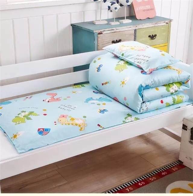 Bông mẫu giáo tùy chỉnh chăn đơn mảnh bé phim hoạt hình bông chăn trẻ em 120m150 mét mùa xuân và mùa thu trẻ em chăn mền cotton