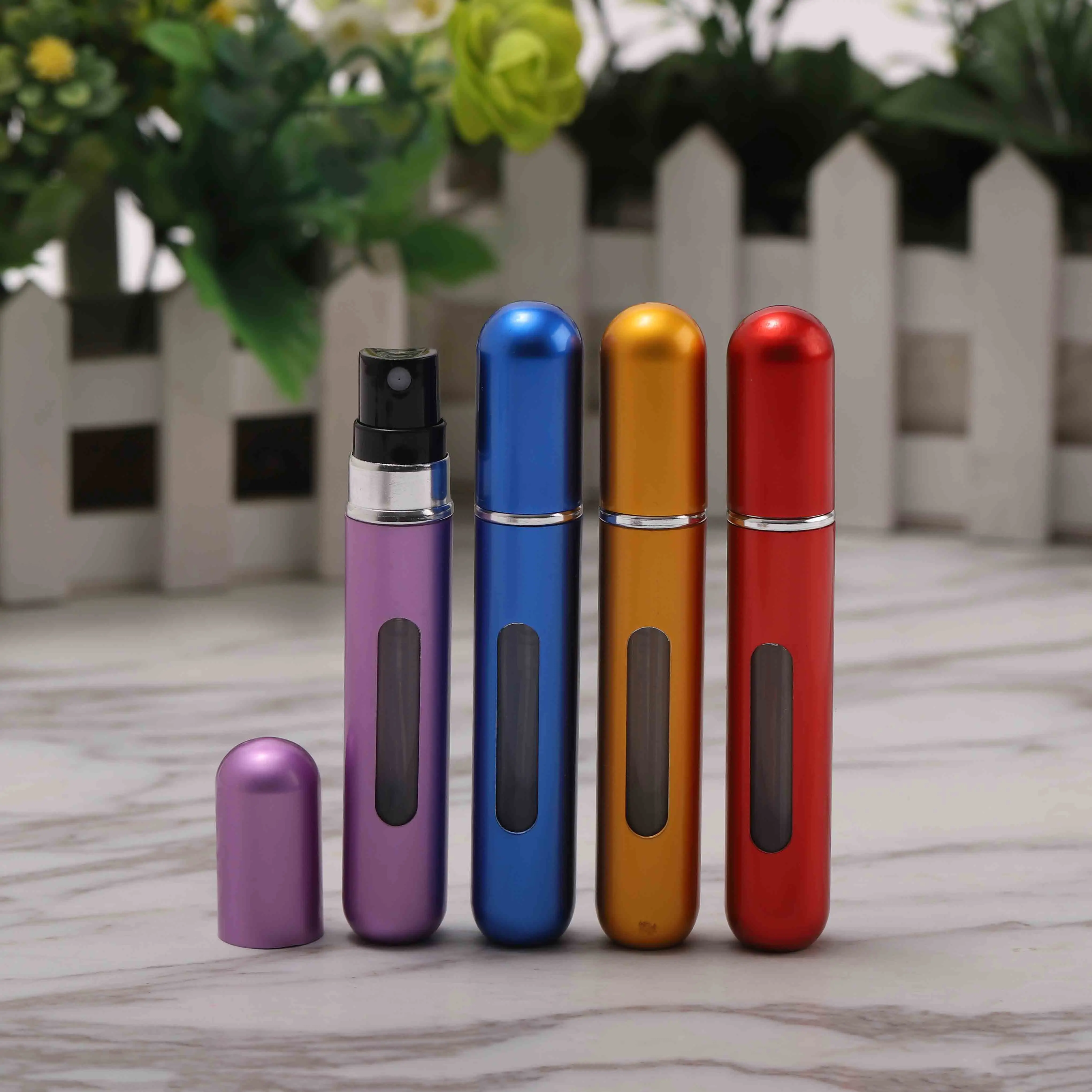 Elite perfume, handheld bottle, container for traveling, sprayer