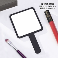 Большое черное портативное зеркало