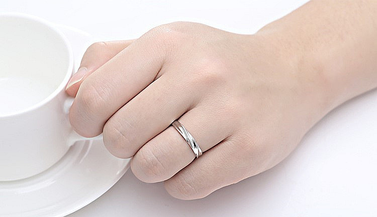 Cặp nhẫn cưới mô phỏng cặp nhẫn kim cương giả khai trương Nhật Bản và Hàn Quốc cưới một nhẫn cưới carat nhẫn đôi nam nữ nhẫn đôi - Nhẫn nhẫn cầu hôn
