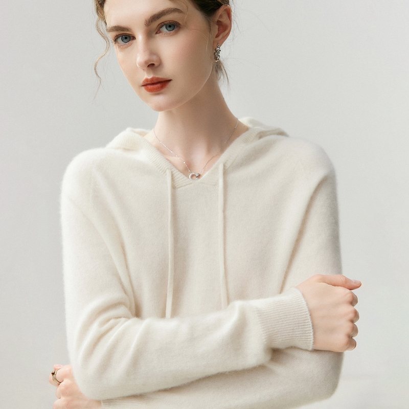 Hooded Cashmere Sweater for Women 100% Pure Cashmere Autumn 26 Winter New Long-Sleeved Pullover Knitted Base Layer Sweater with Hood Hooded Cashmere Sweater for Women 100% Pure Cashmere Autumn 26 Winter New Long-Sleeved Pullover Knitted Base Layer Sweater with Hood
