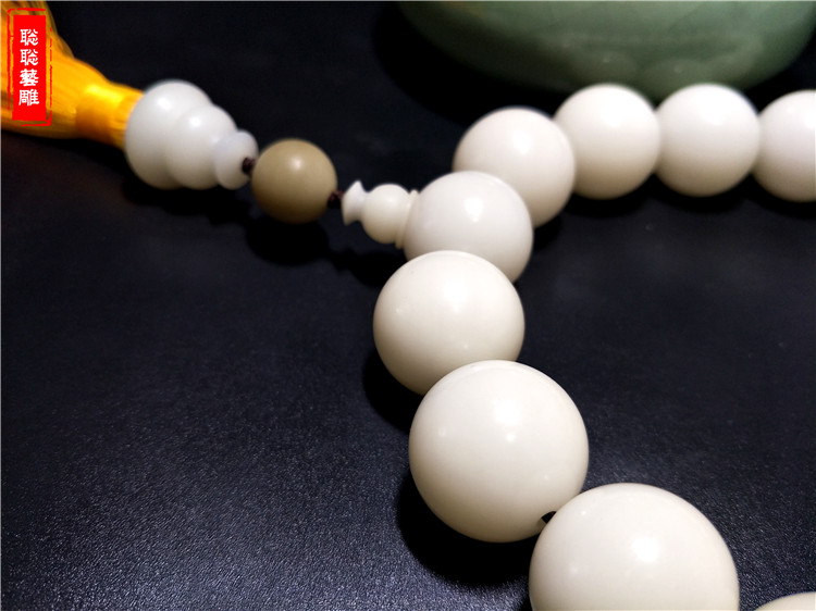 Ngọc trắng tự nhiên Bodhi Bodhi Hạt 18 Hạt cầm tay Vòng tay Vòng tay Mân côi Nam nữ - Vòng đeo tay Clasp vòng đeo tay phong thủy
