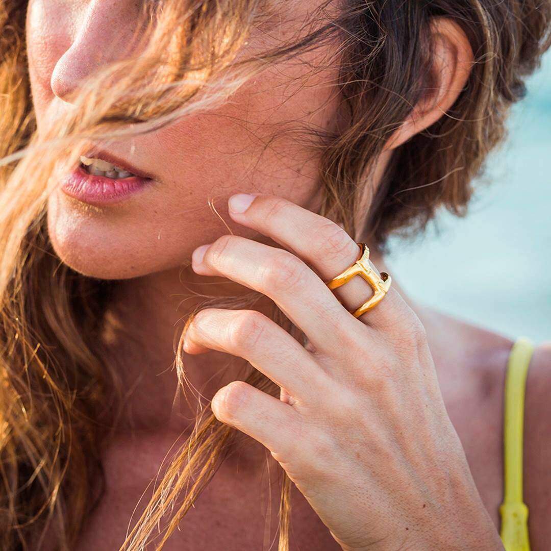 Special pricking Spanish small crowdwave cards UNOde50 gold plated extremely minimalist geometric rings artisanal European and American INS