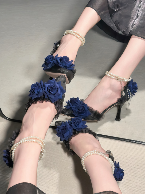 Original Handmade Lo Shoes, French Style, Black and Dark Blue Rose Design, Elegant Shoes, Lolita Pointed-Toe High Heels, Retro Style