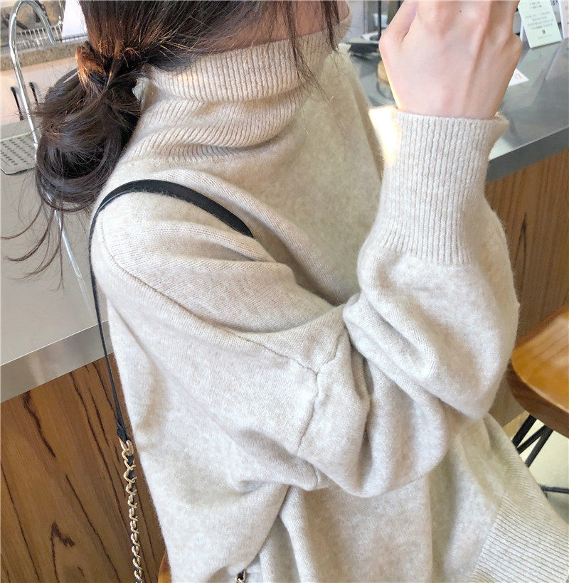 2021 new autumn and winter lazy wind turtleneck sweater women loose outer wear thick Joker apricot bottoming coat