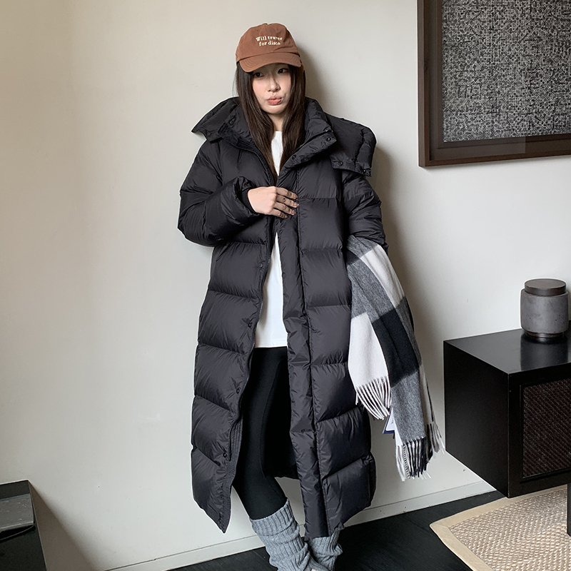 Yinxueshi 2026 Winter New Over-The-Knee Long Quilted down Jacket for Women, Thickened and Loose, 95% White Duck down Winter Coat