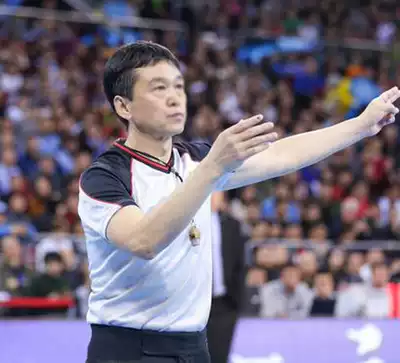 Black and gray classic CBA sponsorship autumn full embroidered basketball referee jacket