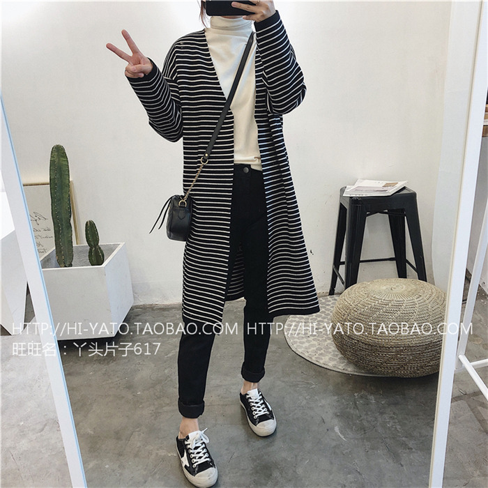 Khoai tây Mùa thu mới quần nhỏ màu đen phiên bản Hàn Quốc của khóa kéo châu Âu kéo dài chân Quần jean mỏng lớn quần jean nữ lưng cao
