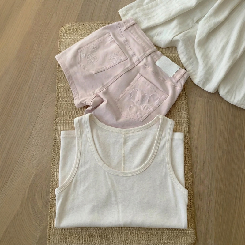 Pink Floral Embroidered Denim Shorts for Women, Summer New Style, Plus Size, High Waist, Elastic, Hip-Covering, Slimming A-Line Hot Pants