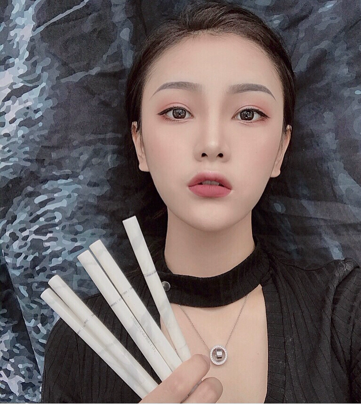 NyceMakeup bút chì kẻ lông mày chống thấm nước không nhuộm màu không xỉn màu rêu xanh xám đôi lông mày bút chì chính hãng - Bút chì lông mày / Bột / Stick