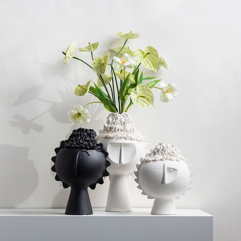 Ceramic Curly-Haired Figure Ornament for Tabletop Decoration, Living Room Model Room Designer Homestay Decoration