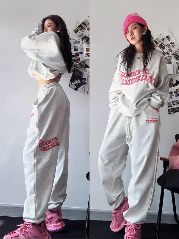 Pure Cotton American-Style Loose Sportswear Casual Running Suit for Women, Fashionable and Stylish Autumn and Winter Student Sweatshirt Two-Piece Set Pure Cotton American-Style Loose Sportswear Casual Running Suit for Women, Fashionable and Stylish Autumn and Winter Student Sweatshirt Two-Piece Set