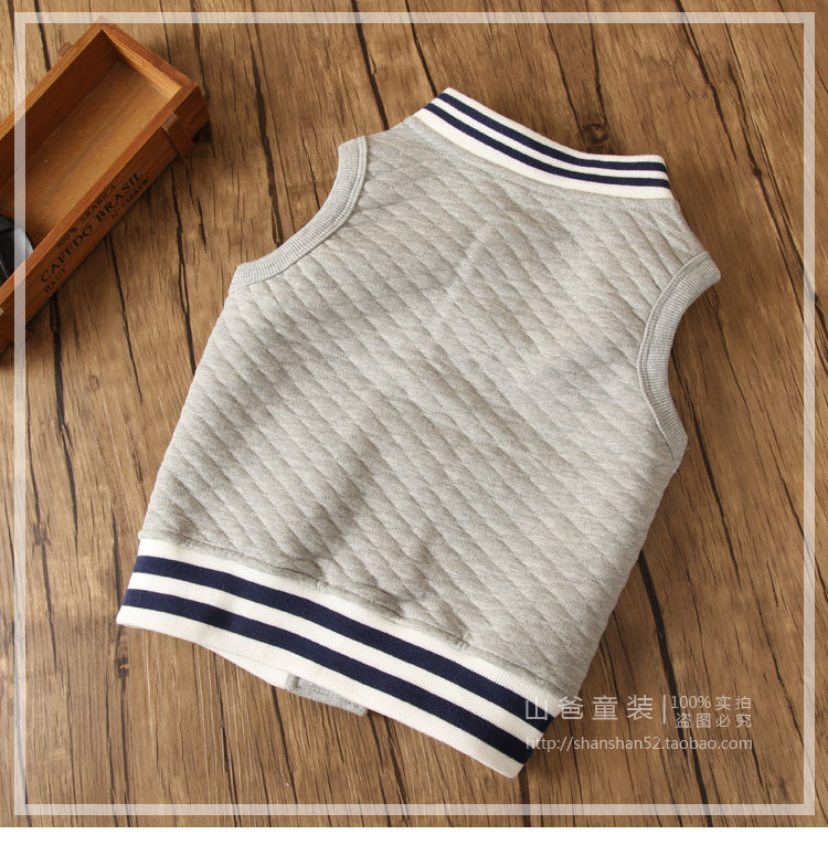 Áo vest bé trai 2018 mẫu mùa xuân và mùa thu trẻ em không khí cotton bé bé vest bé trai quần áo sành điệu cho be gái