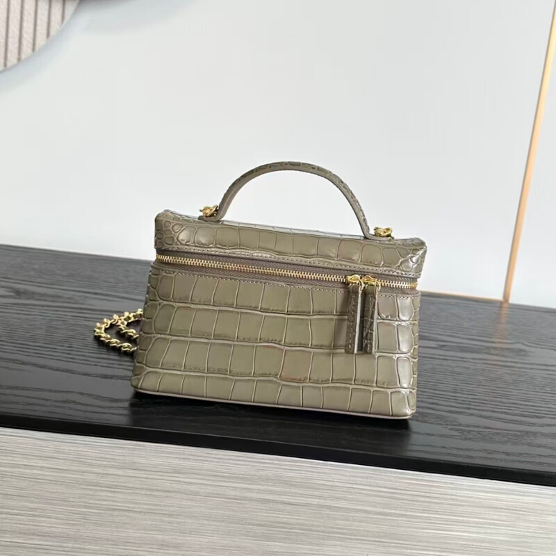 5/26A New Crocodile Pattern Leather Chain Lunch Box Bag, Hand-Held Crossbody Small Square Bag, High-End Handle Box Bag