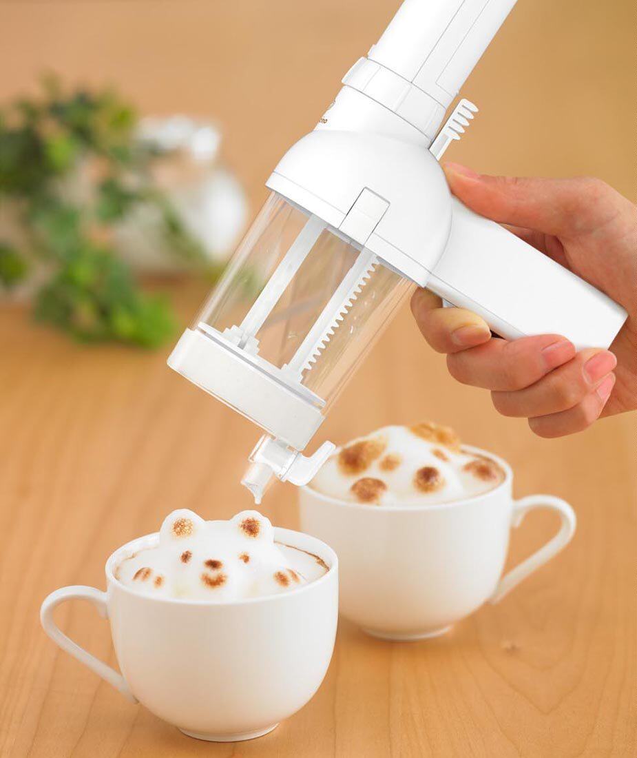 Japanese spot coffee latte pull flower machine bubble T arts3D image hook flower milk foamer cream