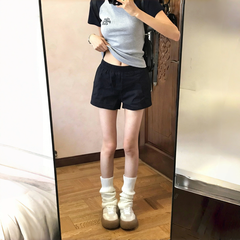 Super Stylish A-Line Black High-Waisted Linen Shorts for Women, Suitable for Wearing Outside in Summer, Thin, Casual, Sporty, Loose, Wide-Leg Hot Pants
