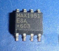 Integrated IC Circuit chip MAX1951 ESA MAX1951 SOP8 original demolition machine quality assurance