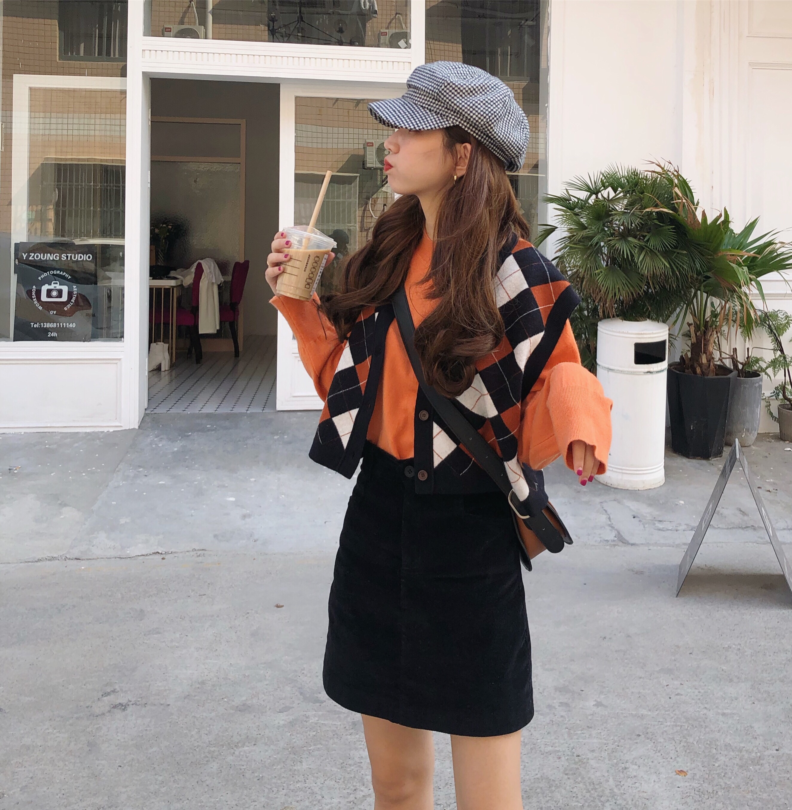 Berry likes you and likes big Pang custom knock Korean short pony armor cardigan knitted top Diamond plaid wild