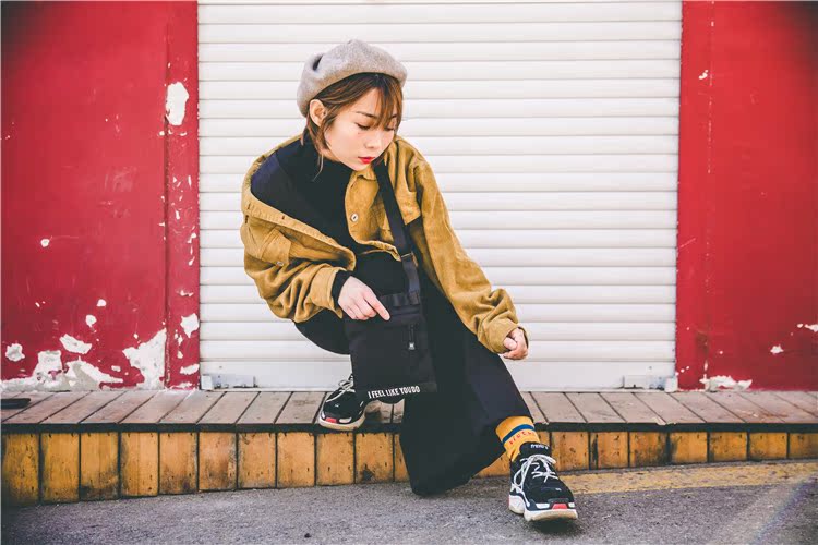Ba lô nhẹ vai nhỏ chống thấm nước và vải chống mòn túi xách