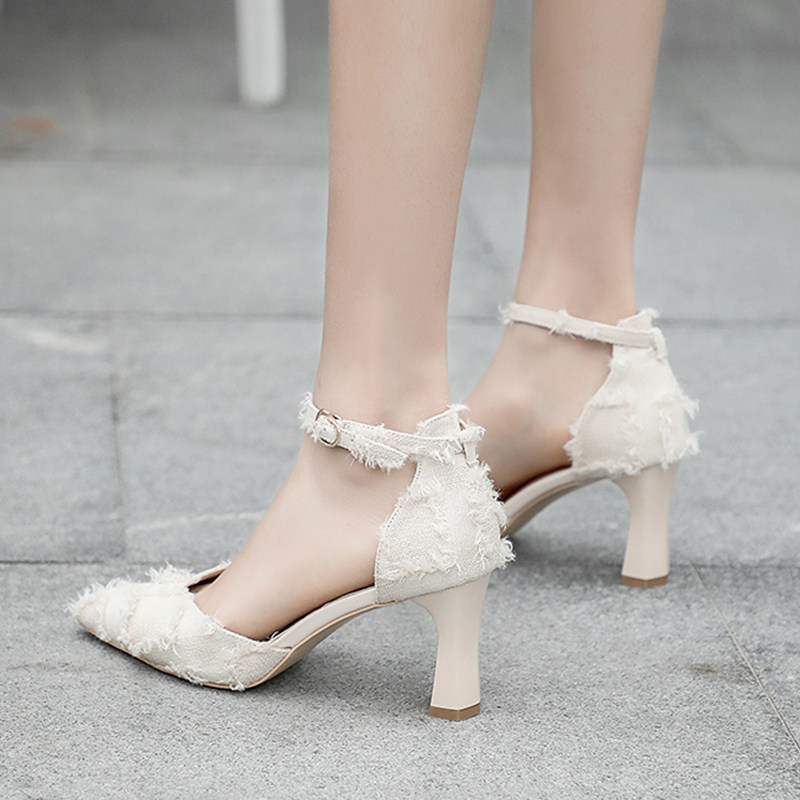 Fa-style teenage girl 2022 high heels girl 2022 new 100 hitch student web red pointed coarse heel single shoe bridesmaid shoes