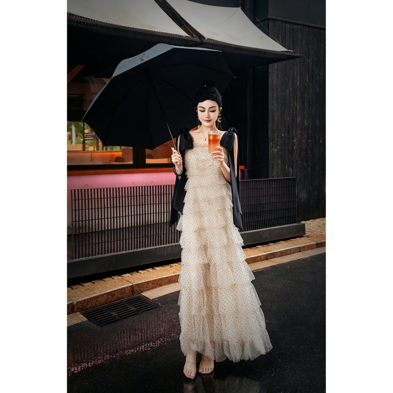 Star 141319 【Double Butterfly Embellishment】 Designer Light Luxury Socialite Dress