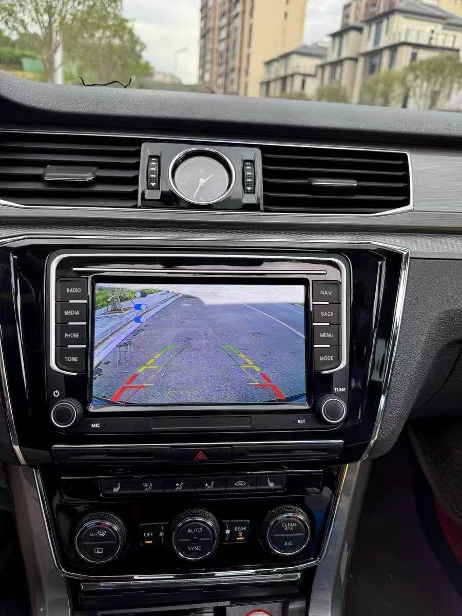 Wireless Carplay Car Navigation Linux System Is Suitable for Volkswagen Golf Lavida Polo Sagitar Magotan