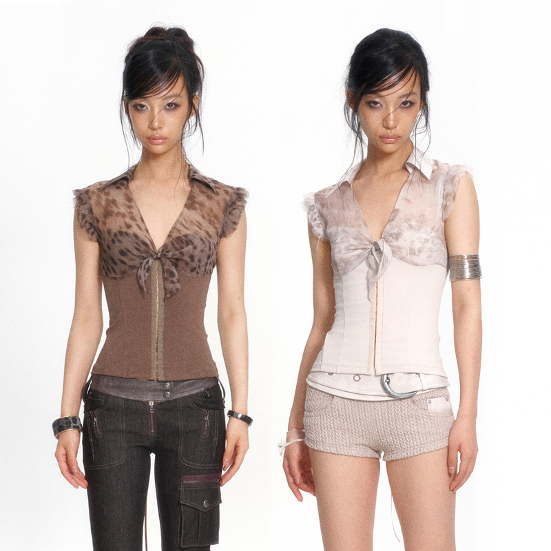Floirds Market 2-Color Rayon Printed Patchwork Knitted V-Neck Small Flutter Sleeve Lace Bra Top Floirds Market 2-Color Rayon Printed Patchwork Knitted V-Neck Small Flutter Sleeve Lace Bra Top