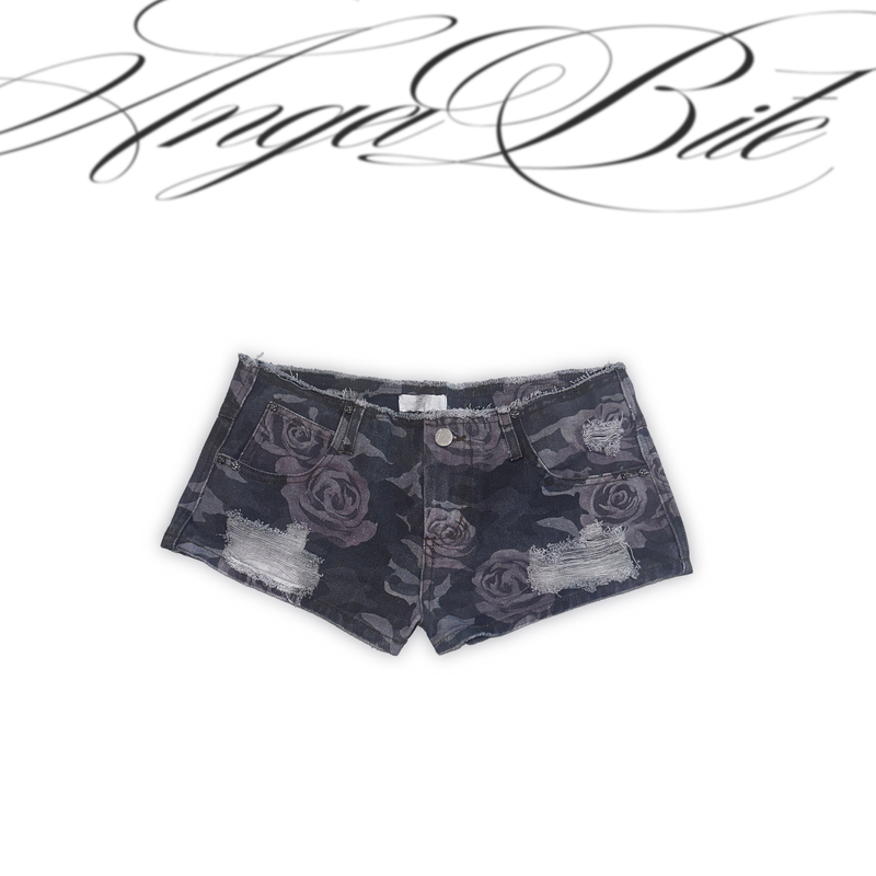[Marumaru Angelbite] Rose Camouflage Girl Denim Low-Waist Shorts
