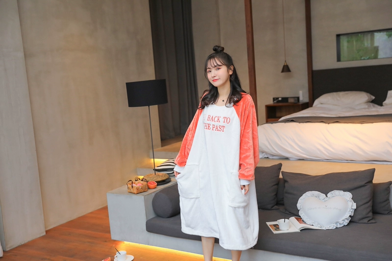 Áo ngủ nữ mùa đông san hô nhung dày đồ ngủ lỏng cộng với phân bón XL chất béo mm200 kg dịch vụ nhà flannel