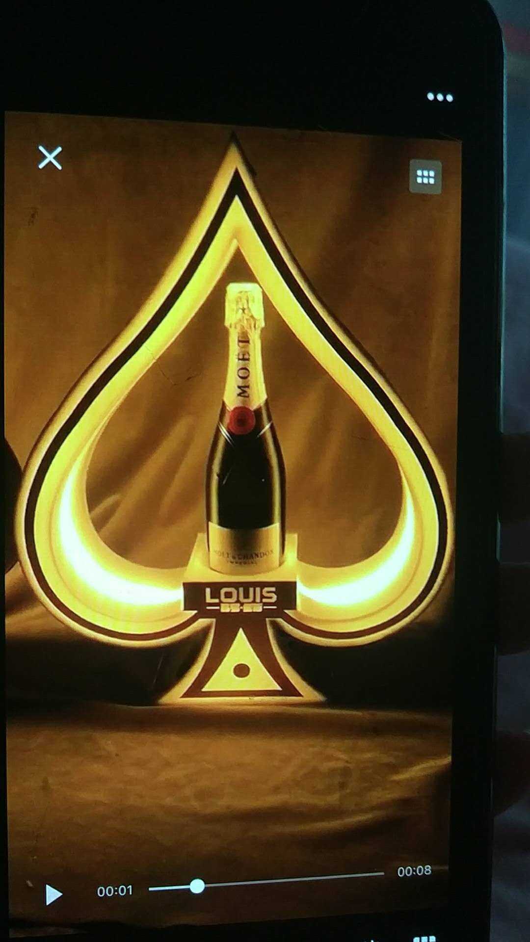 Black Peach A Wine Rack New Wine Base Wine Bar Nightclub KTV Swing out of wine