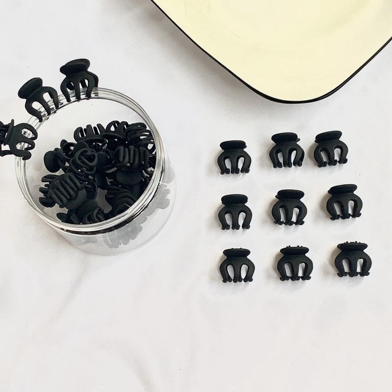 2cm Mini Small Claw Clip Black Matte Pumpkin Hair Clip for Bangs Japanese and Korean Style Top Clip Hairpin Hair Accessory