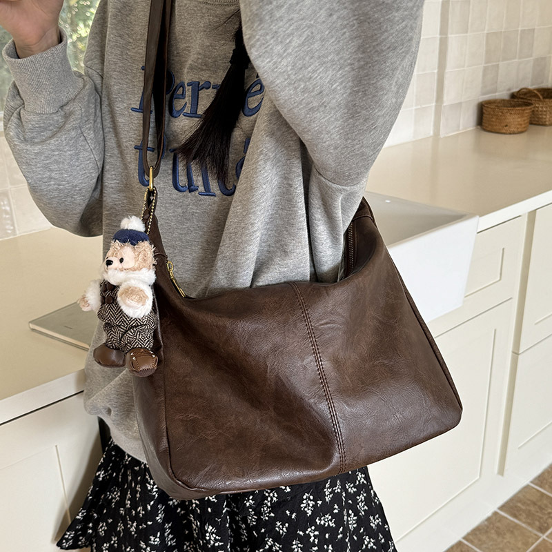 Meilade Style Women's Bag 2026 New Trendy Retro Tote Bag, College Style Versatile Large Capacity Shoulder Bag Crossbody