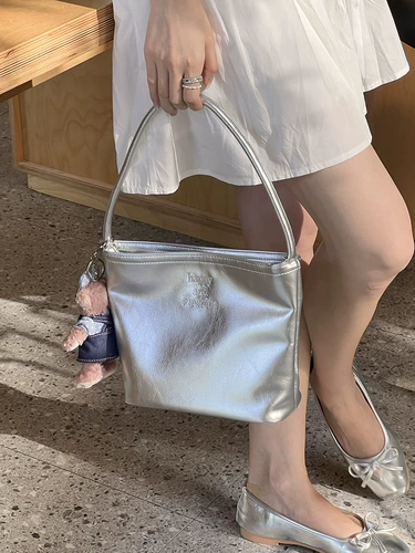 Весенняя сумка через плечо, модная универсальная сумка подмышку для отдыха, сумка на одно плечо, с вышивкой, премиум класс, в западном стиле