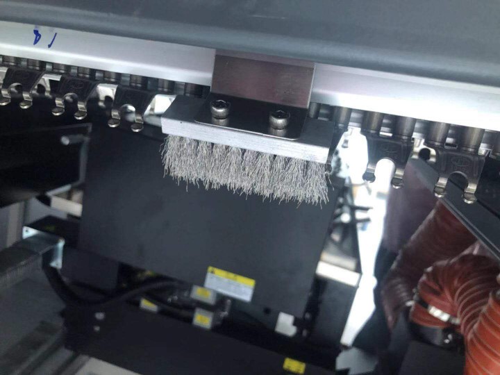 Jintuo Nitto Wave Soldering Transport Chain Titanium Claw Cleaning Wire Brush Bracket 70*20 Wire Brush Jintuo Nitto Wave Soldering Transport Chain Titanium Claw Cleaning Wire Brush Bracket 70*20 Wire Brush