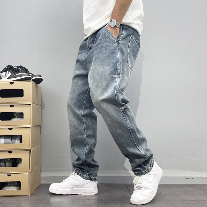 Spring and Autumn American Retro Denim Trousers for Men, Loose Fit, Slightly Tapered, Straight-Leg Trousers, Washed Light Blue, Embroidered, High Street Fashion