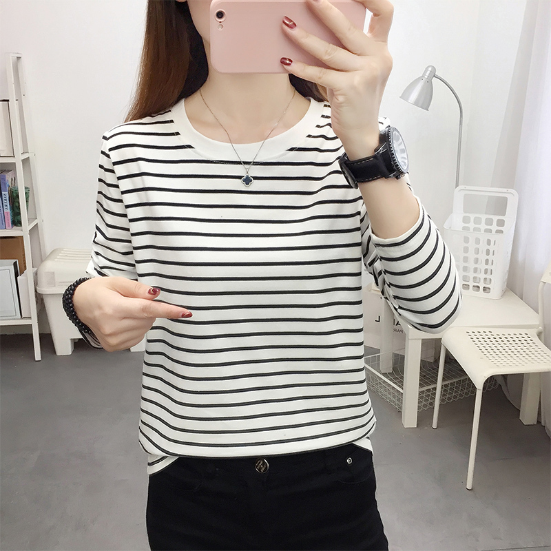 2026 Spring and Autumn New Black and White Striped Base Shirt for Women, Long Sleeve Korean Style Loose Versatile Pure Cotton T-Shirt Women's Top