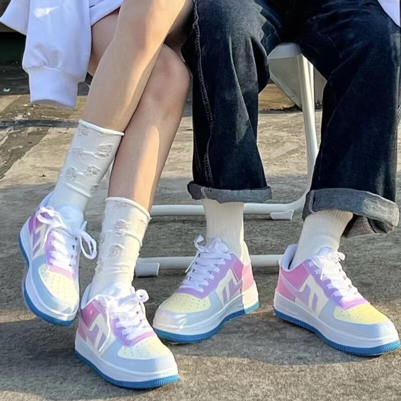 Couple's Sun-Changing Color Sneakers 2026 New Model Shoes for Female Students Korean Style Casual Versatile Sports White Shoes for Men and Women Couple's Sun-Changing Color Sneakers 2026 New Model Shoes for Female Students Korean Style Casual Versatile Sports White Shoes for Men and Women