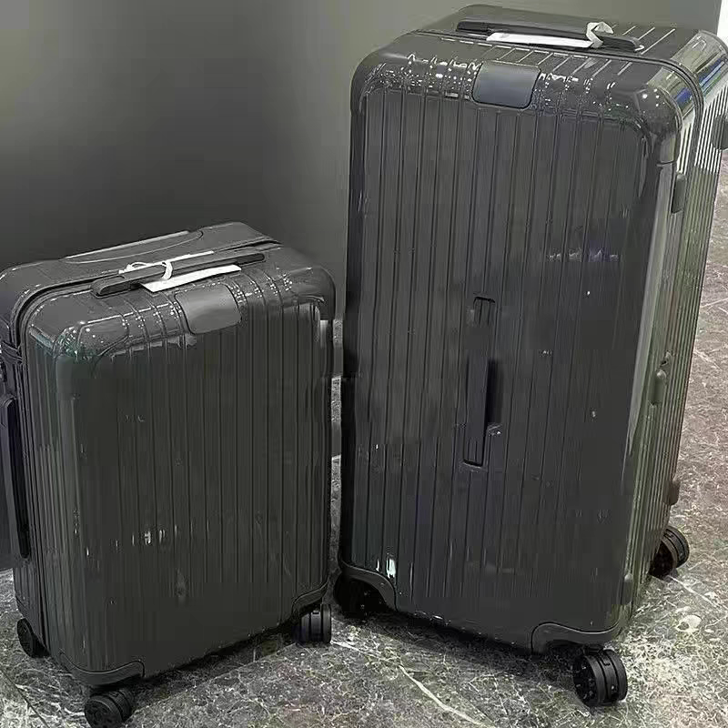 Ultra-Light Travel Suitcase 20inch Pc Explosion-Proof Zipper Essential Black High-End Carry-On Luggage Suitcase Large Checked Luggage